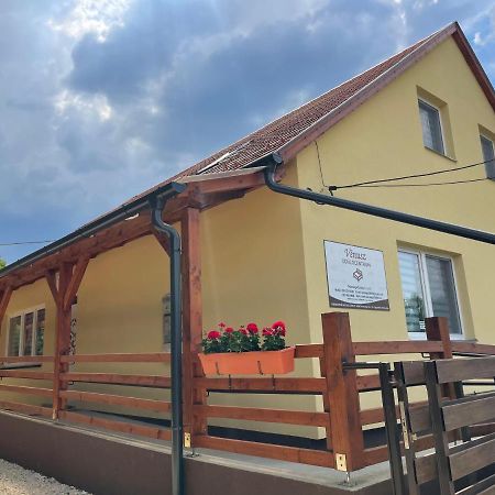 Venusz Ueduelocentrum Tiszacsege المظهر الخارجي الصورة